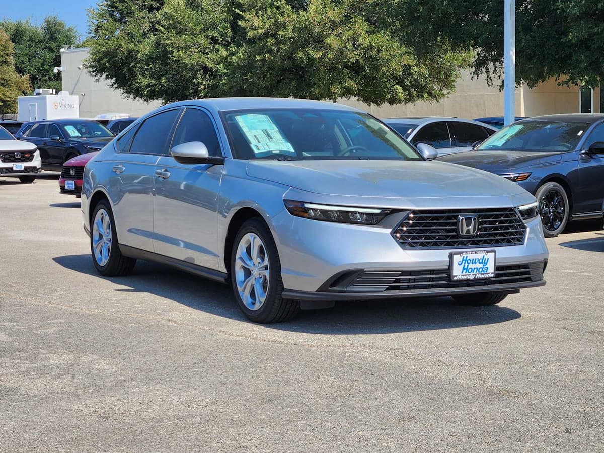 2025 Honda Accord - Image 3