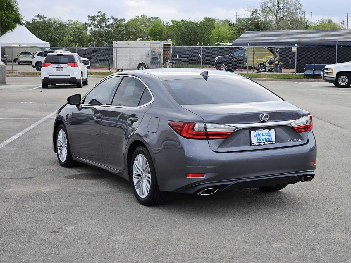 2016 LEXUS ES 350 - Image 5