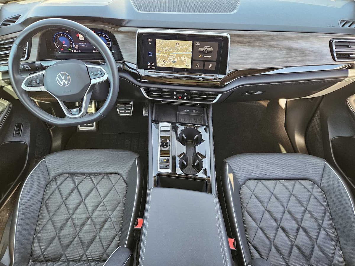 2024 Volkswagen Atlas - Image 26