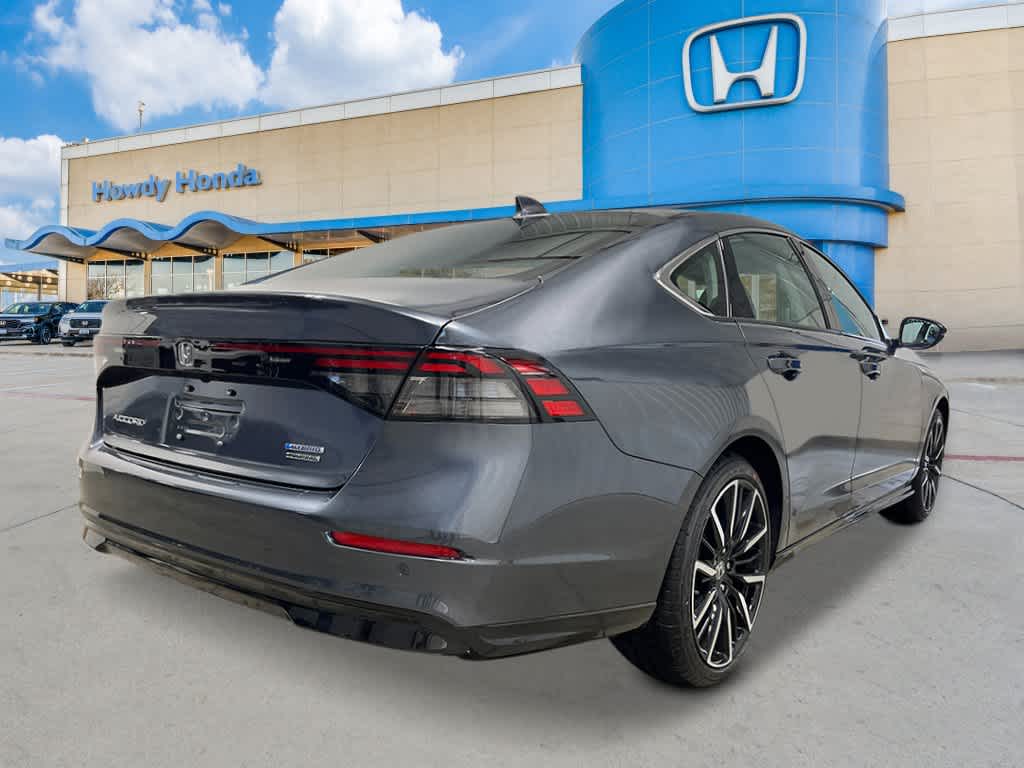 2026 Honda Accord Hybrid - Image 5