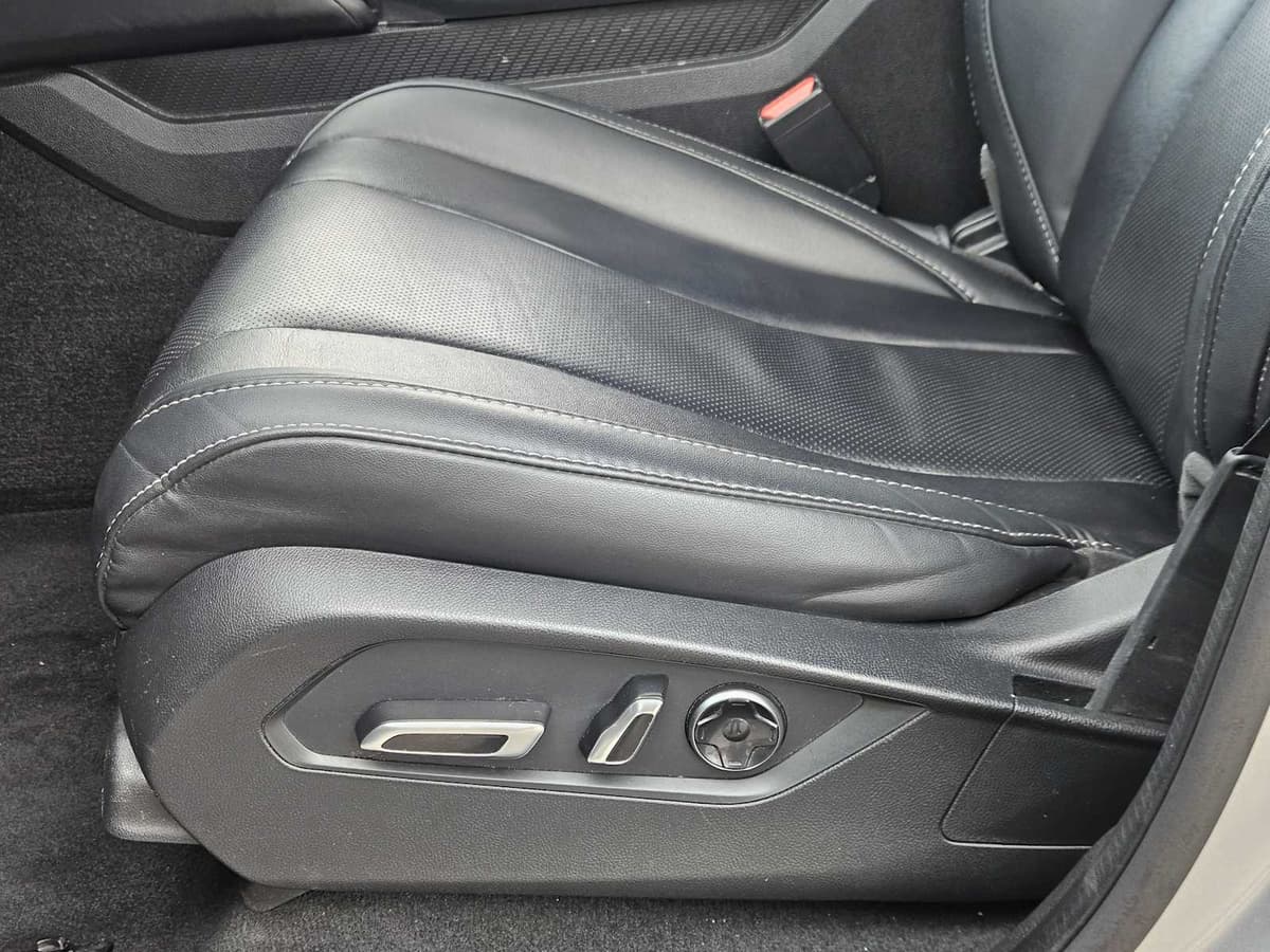 2023 Acura MDX - Image 23