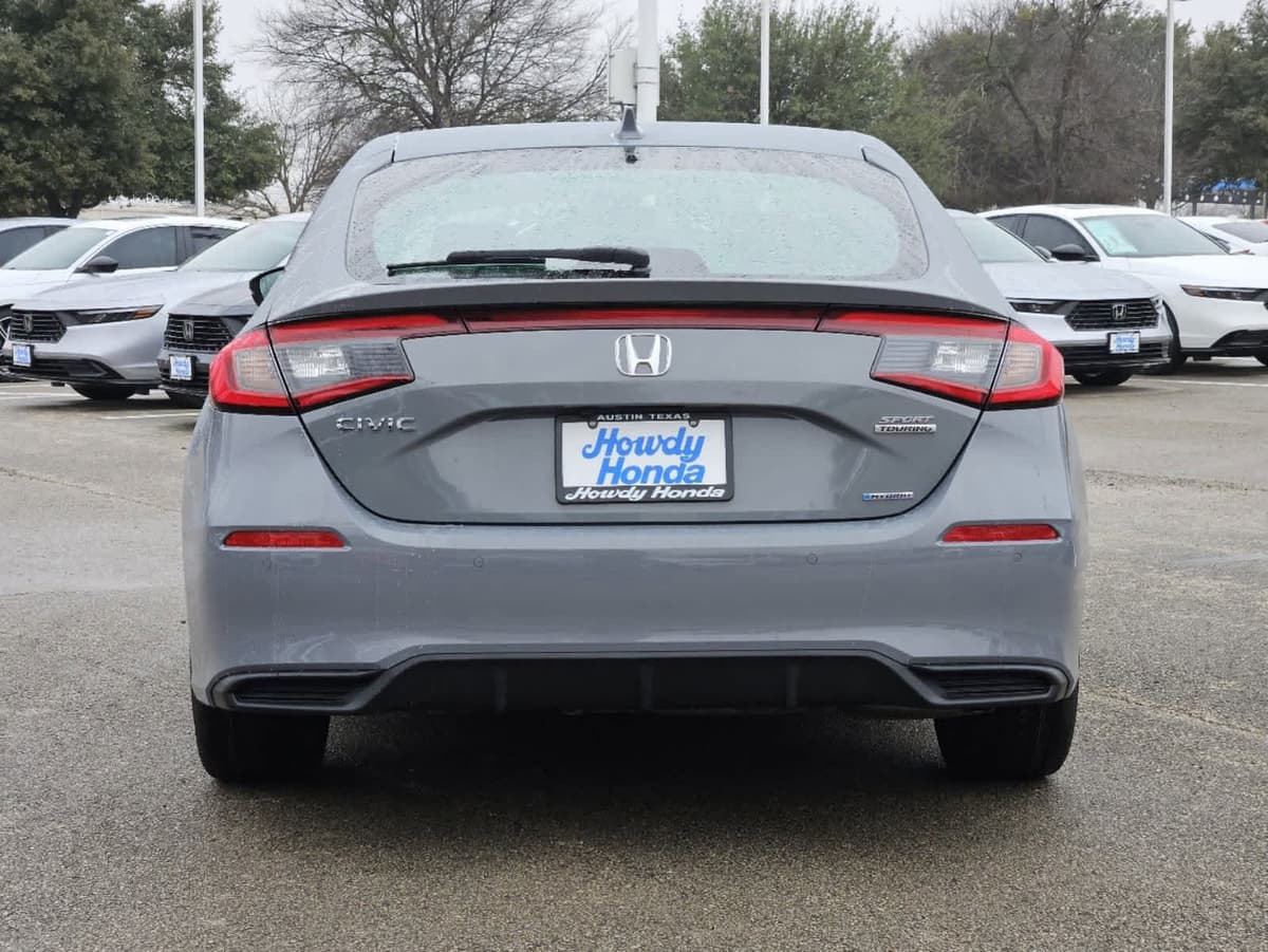 2026 Honda Civic Hybrid - Image 5