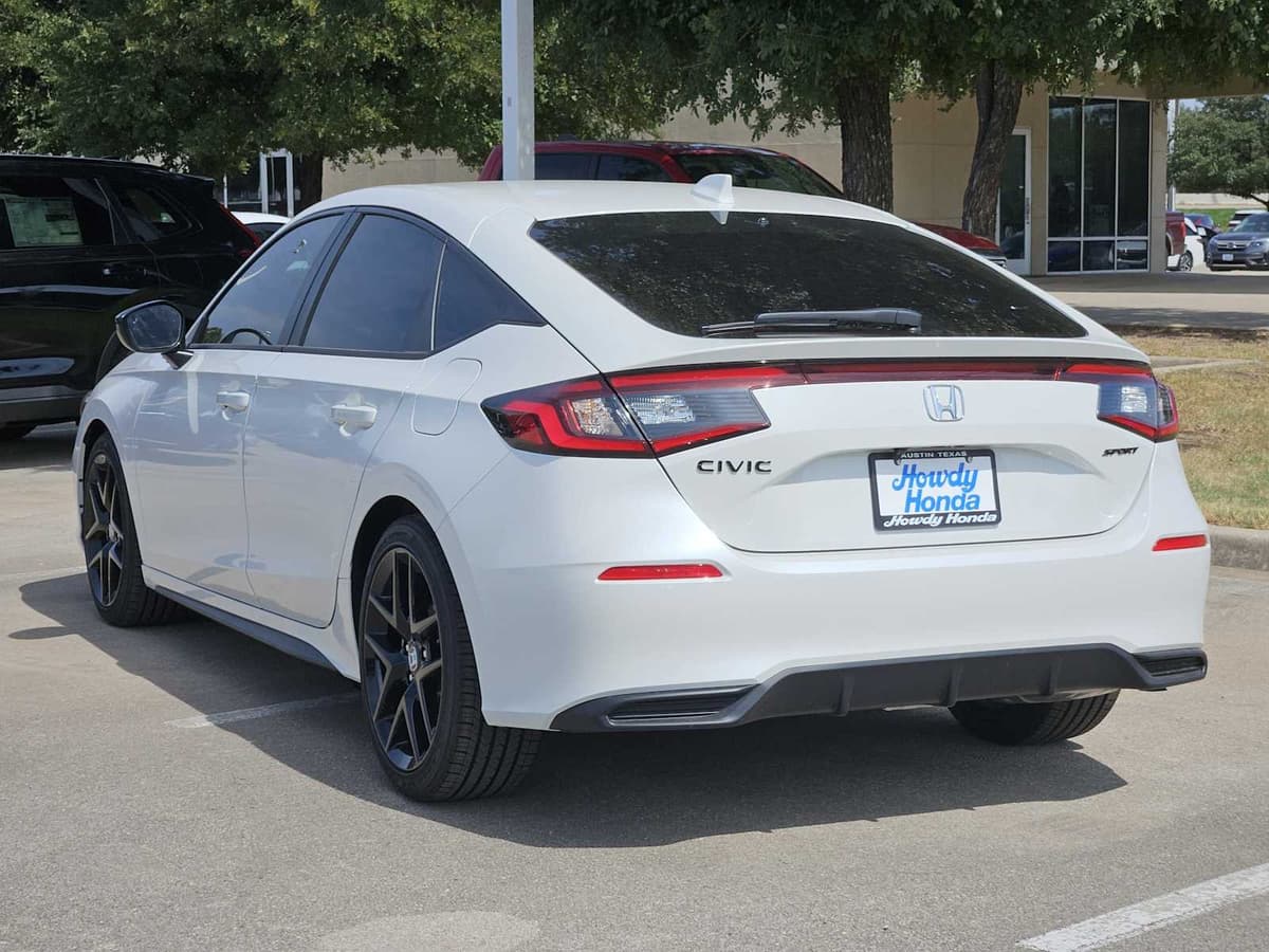 2026 Honda Civic - Image 5