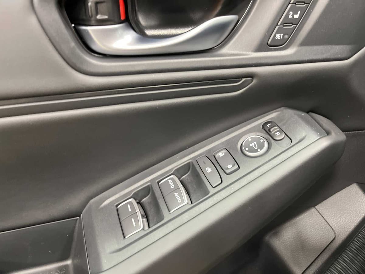 2026 Honda Accord Hybrid - Image 13