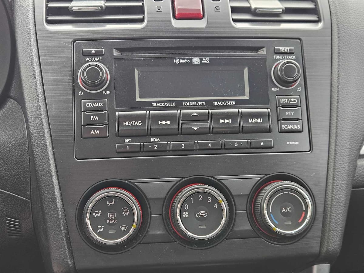 2014 Subaru Forester - Image 19