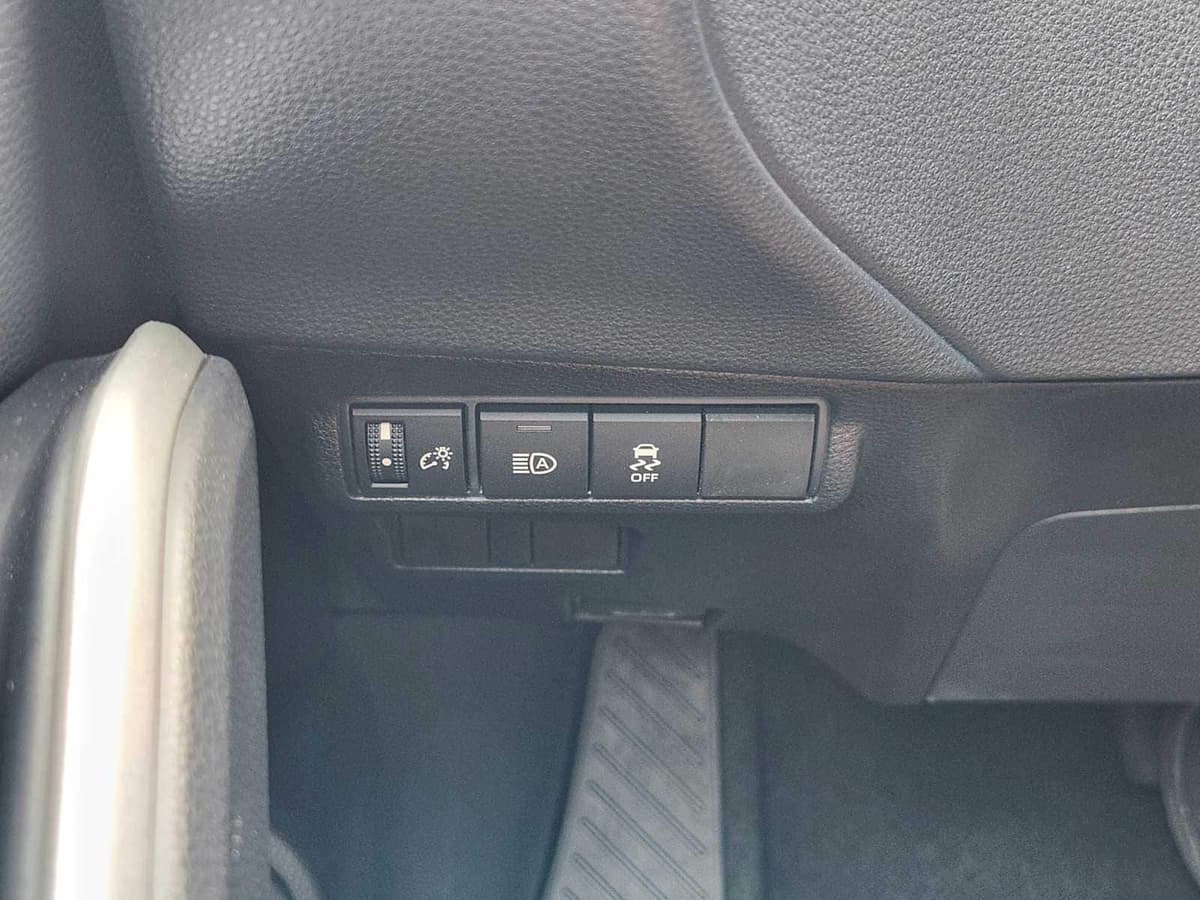 2026 Toyota Corolla Cross - Image 22
