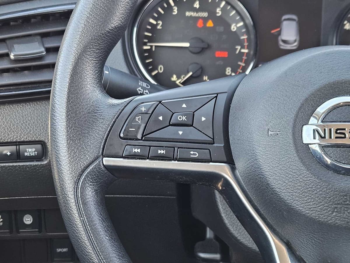2020 Nissan Rogue Sport - Image 25