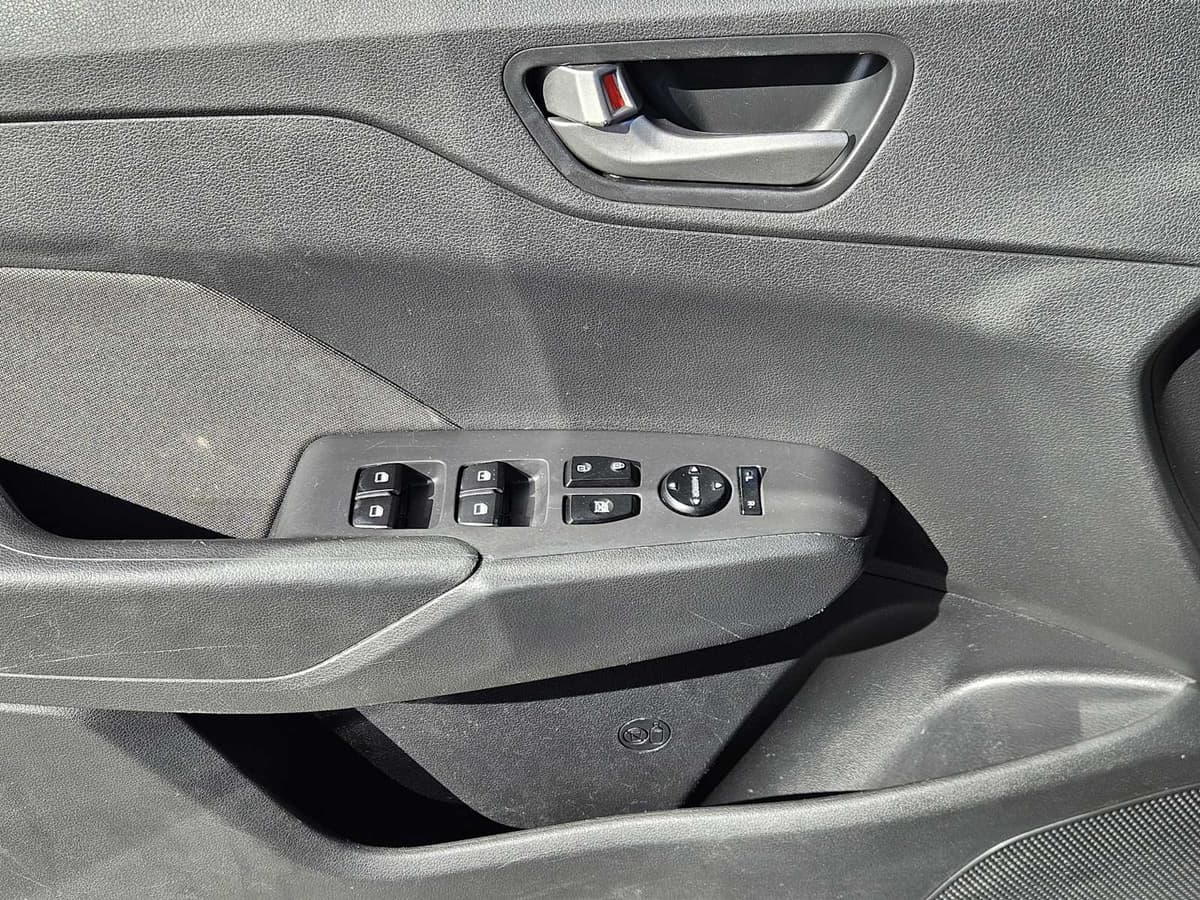 2021 Hyundai Accent - Image 20