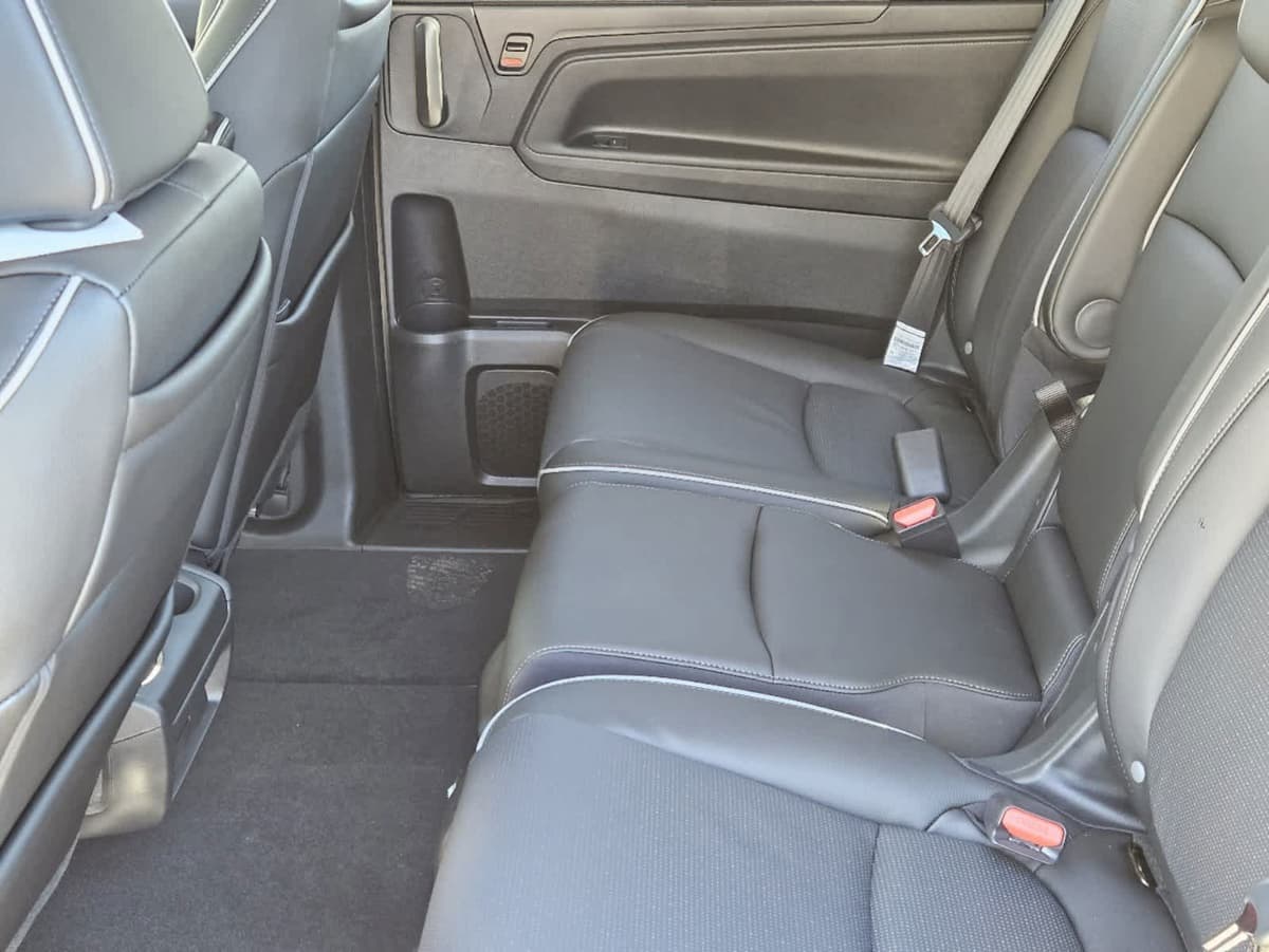 2026 Honda Odyssey - Image 23