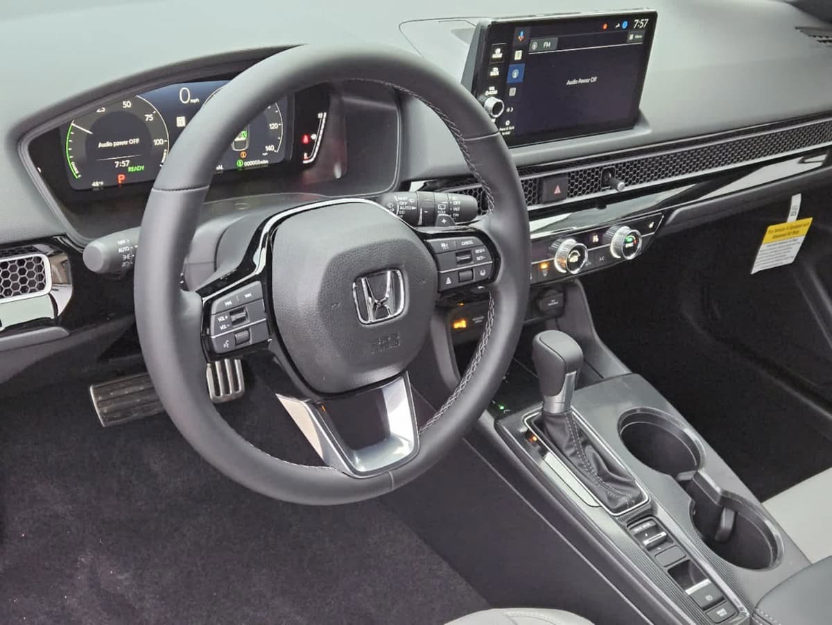 2026 Honda Civic Hybrid - Image 2