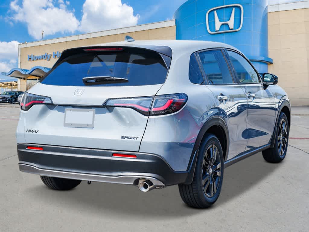 2027 Honda HR-V - Image 4