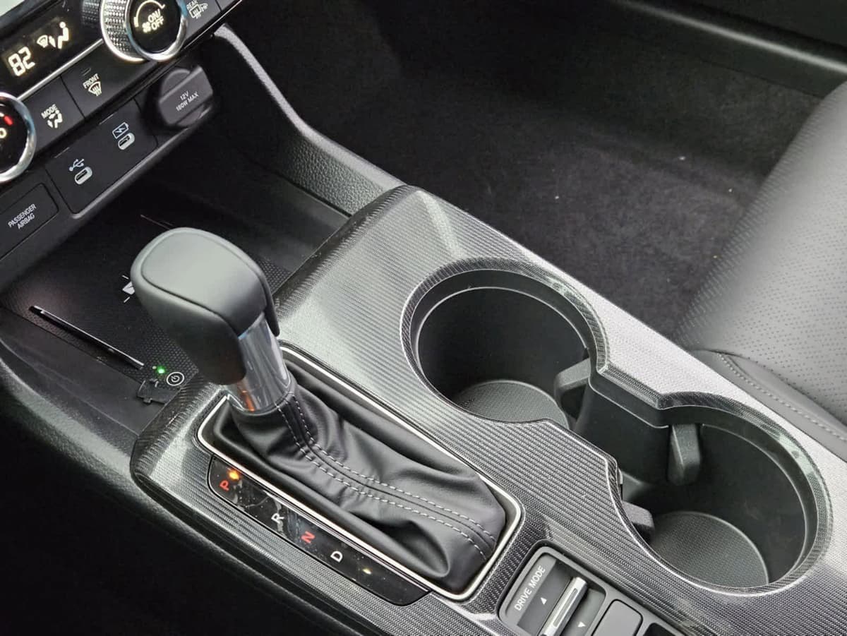 2026 Honda Civic Hybrid - Image 17