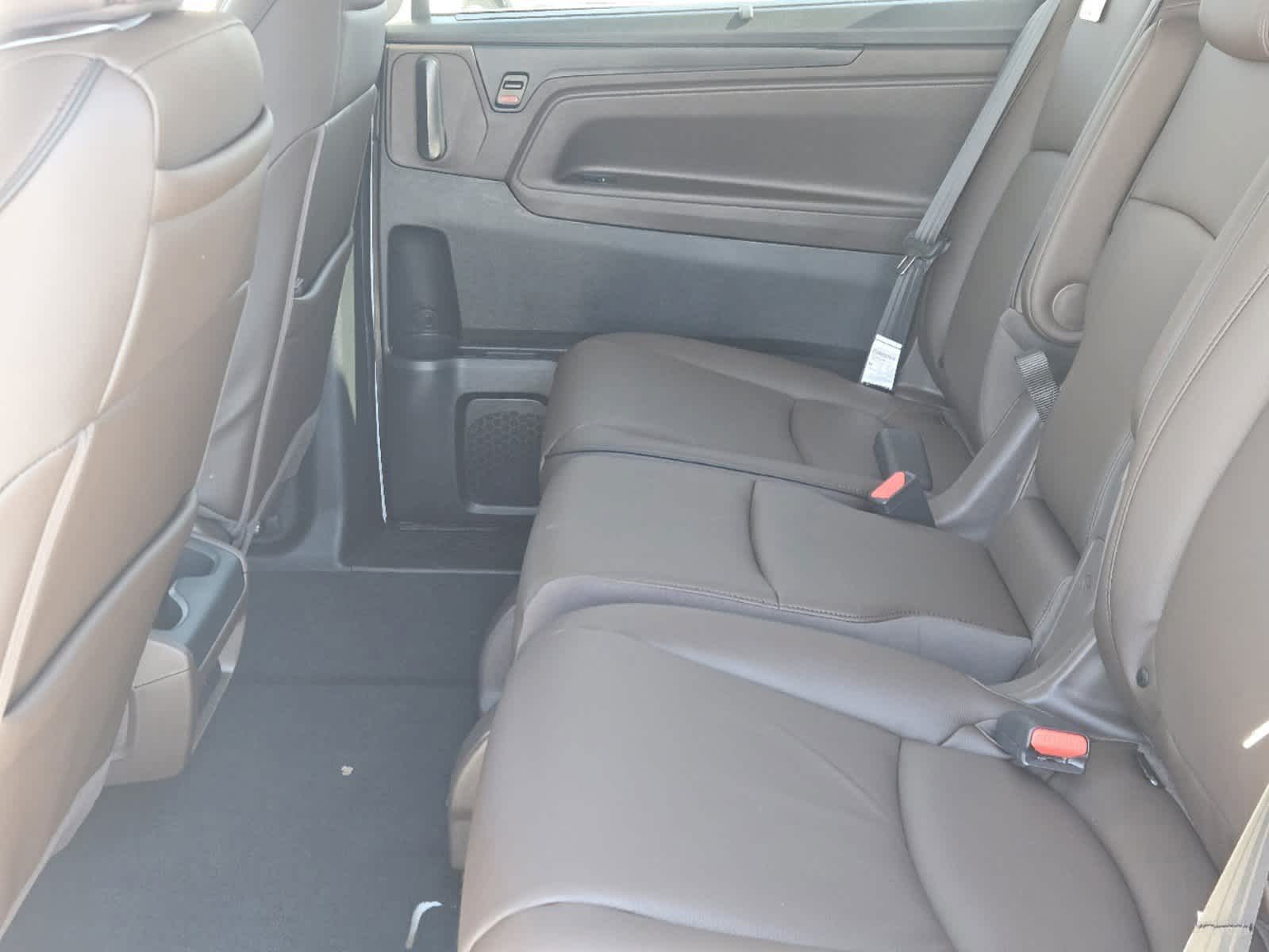 2026 Honda Odyssey - Image 22