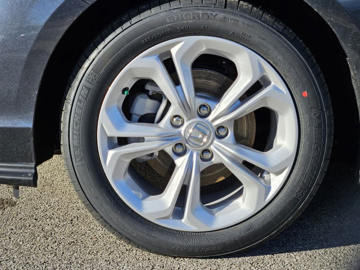 2025 Honda Accord - Image 9