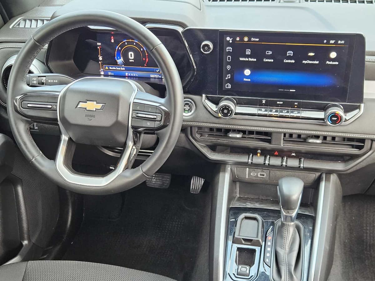 2023 Chevrolet Colorado - Image 25