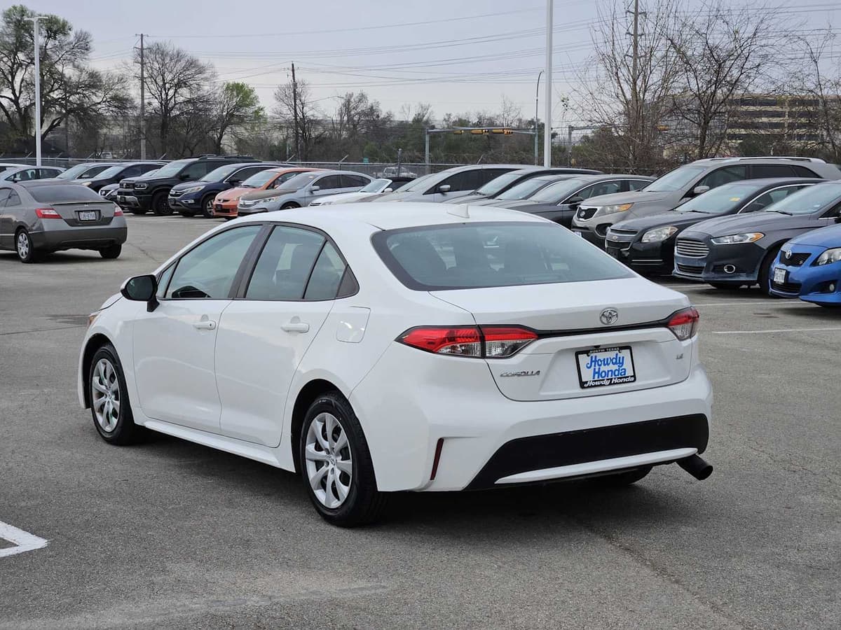 2021 Toyota Corolla - Image 5