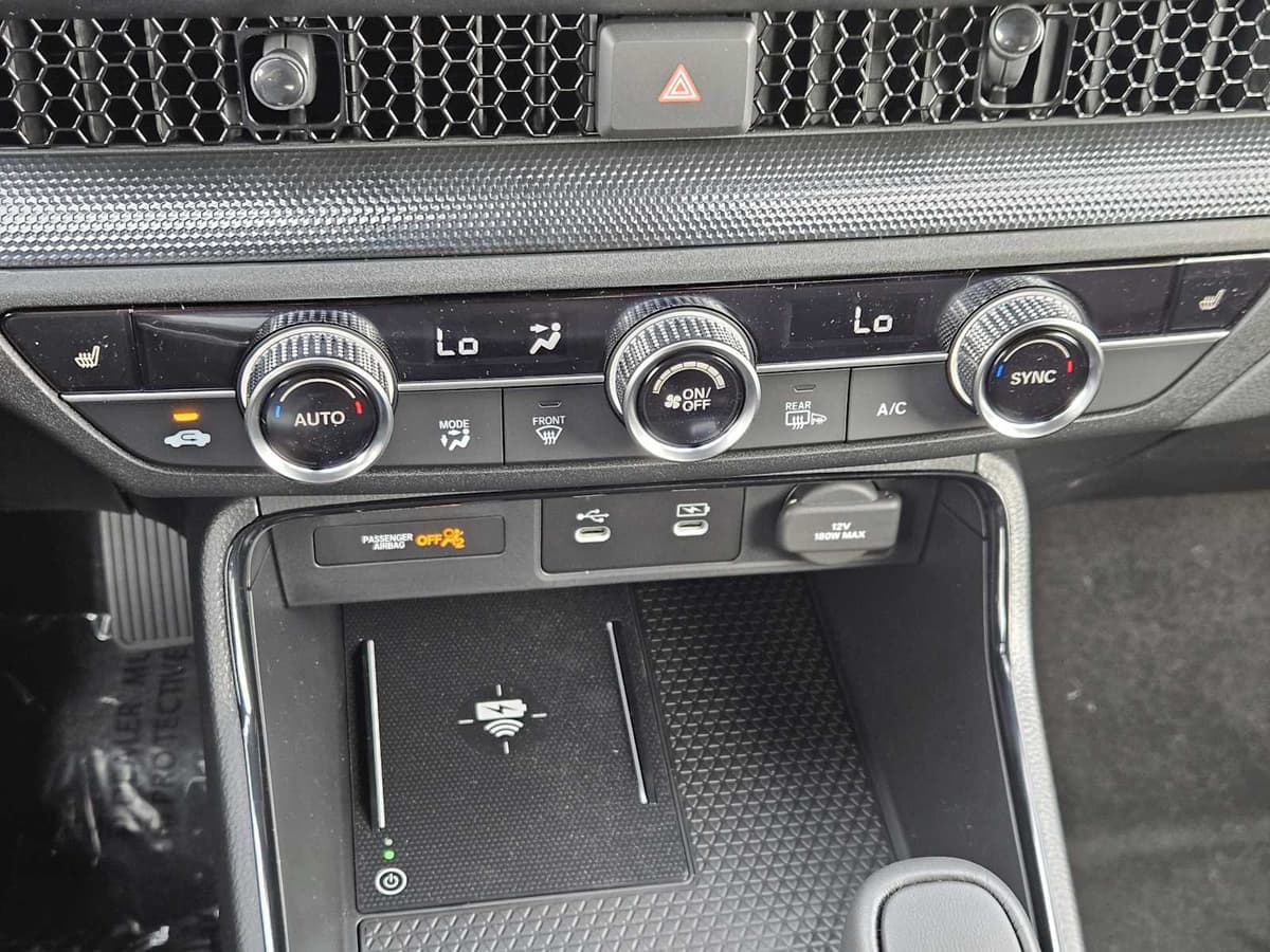 2026 Honda CR-V Hybrid - Image 16