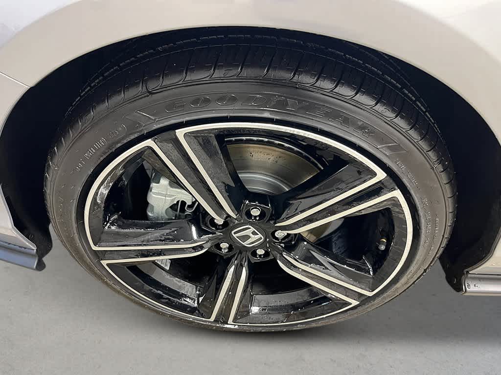 2026 Honda Accord Hybrid - Image 11