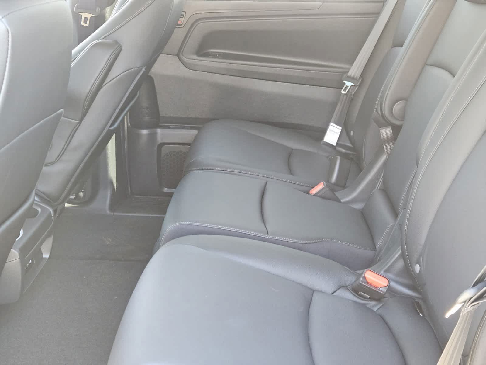 2026 Honda Odyssey - Image 24