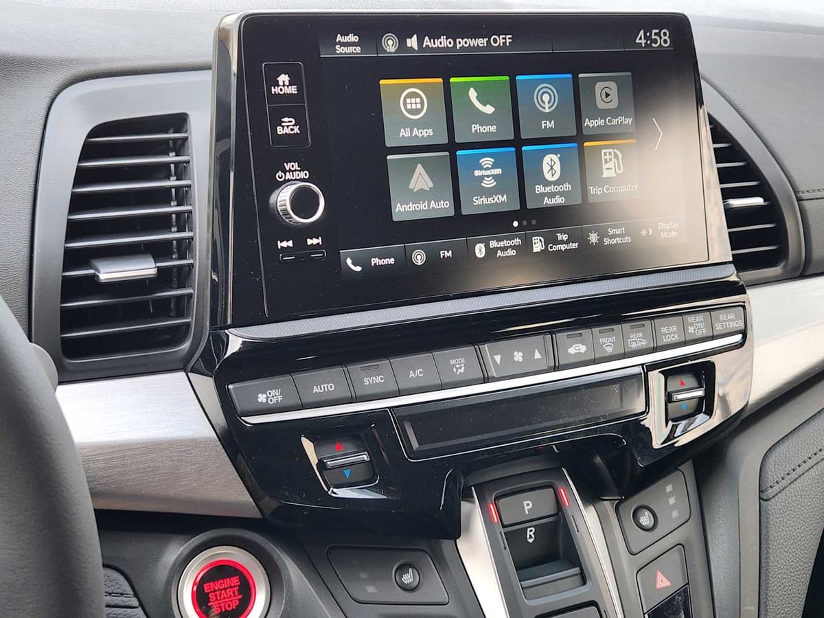 2026 Honda Odyssey - Image 13