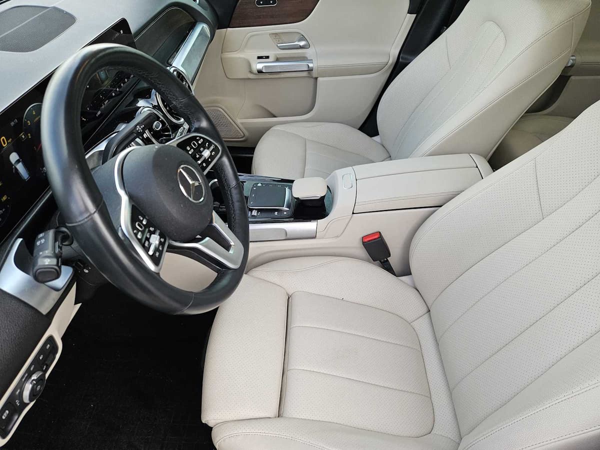 2022 Mercedes-Benz GLB 250 - Image 12