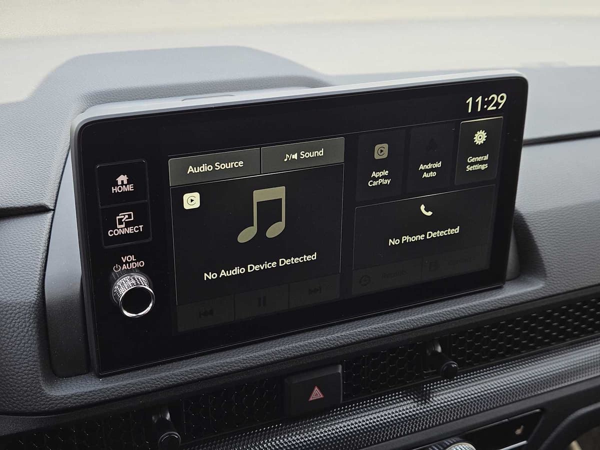 2026 Honda CR-V Hybrid - Image 17