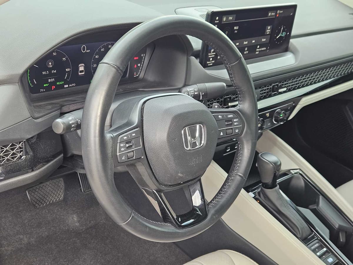 2024 Honda Accord - Image 2