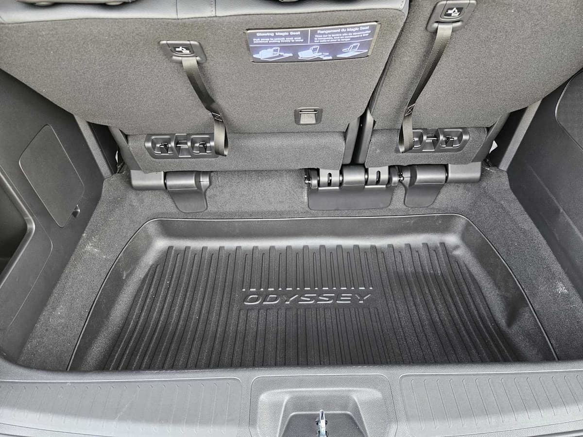 2026 Honda Odyssey - Image 25