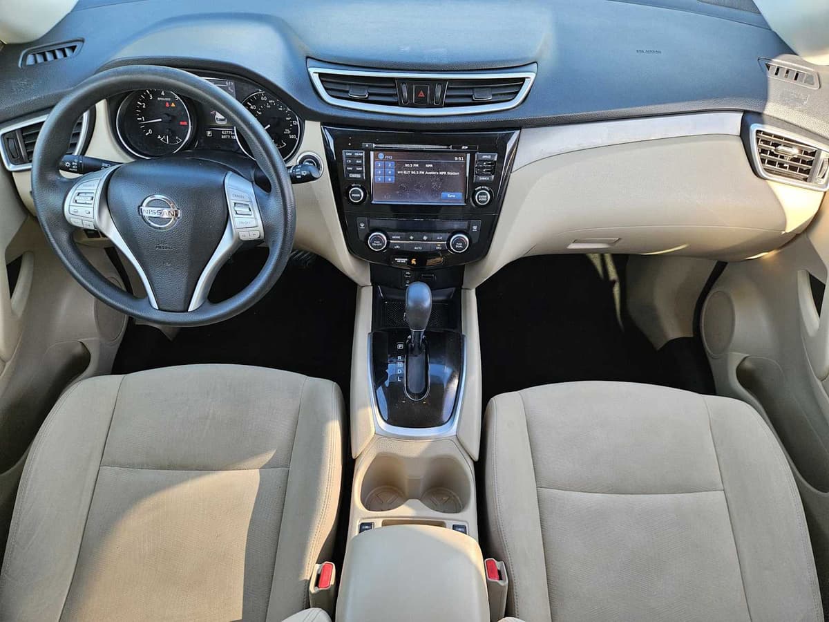 2016 Nissan Rogue - Image 25