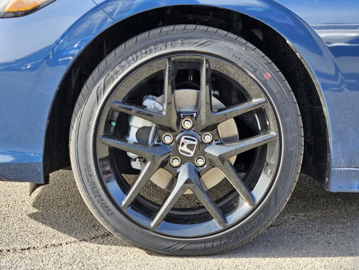 2025 Honda Civic Hybrid - Image 9