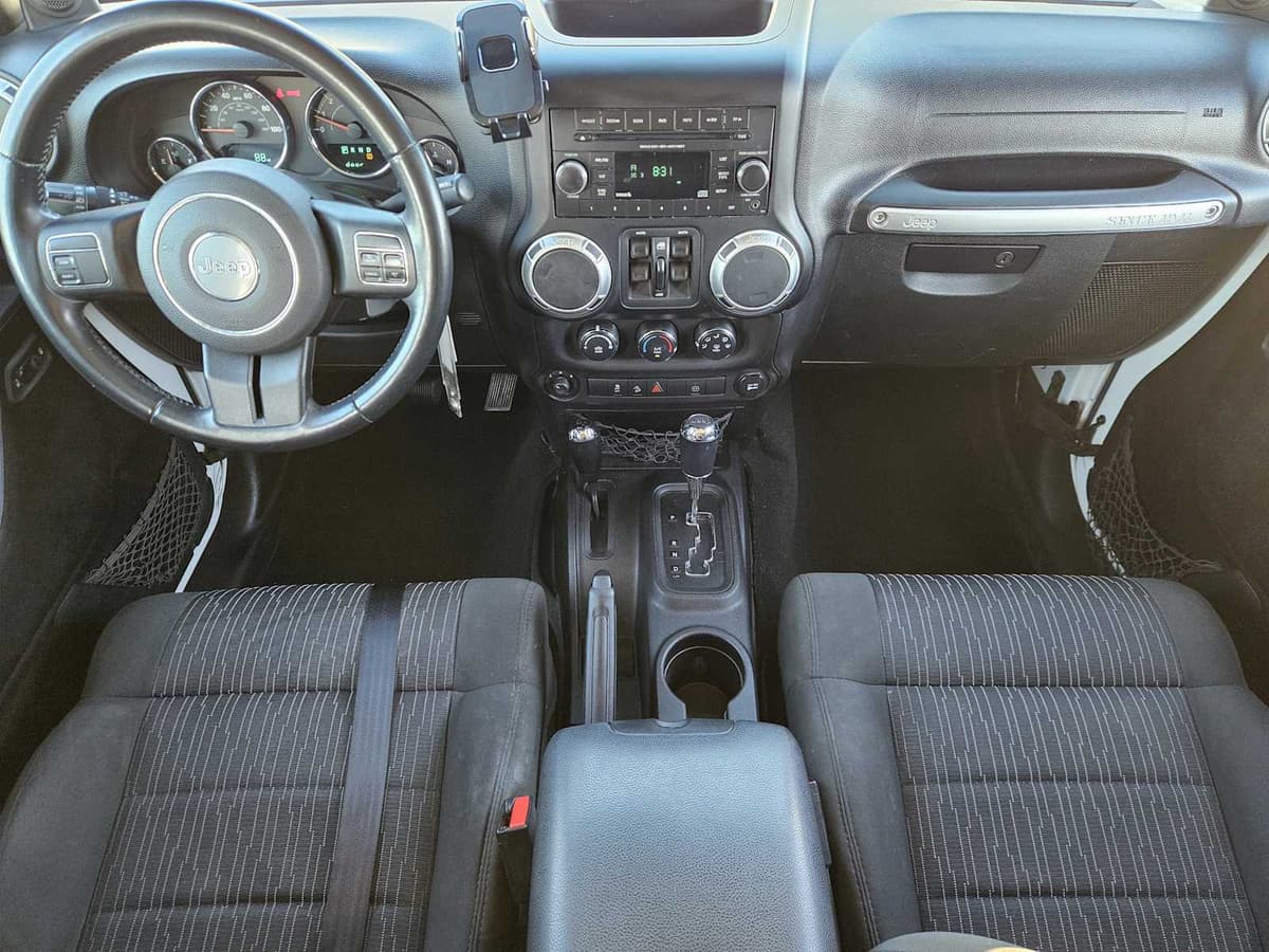 2012 Jeep Wrangler Unlimited - Image 23