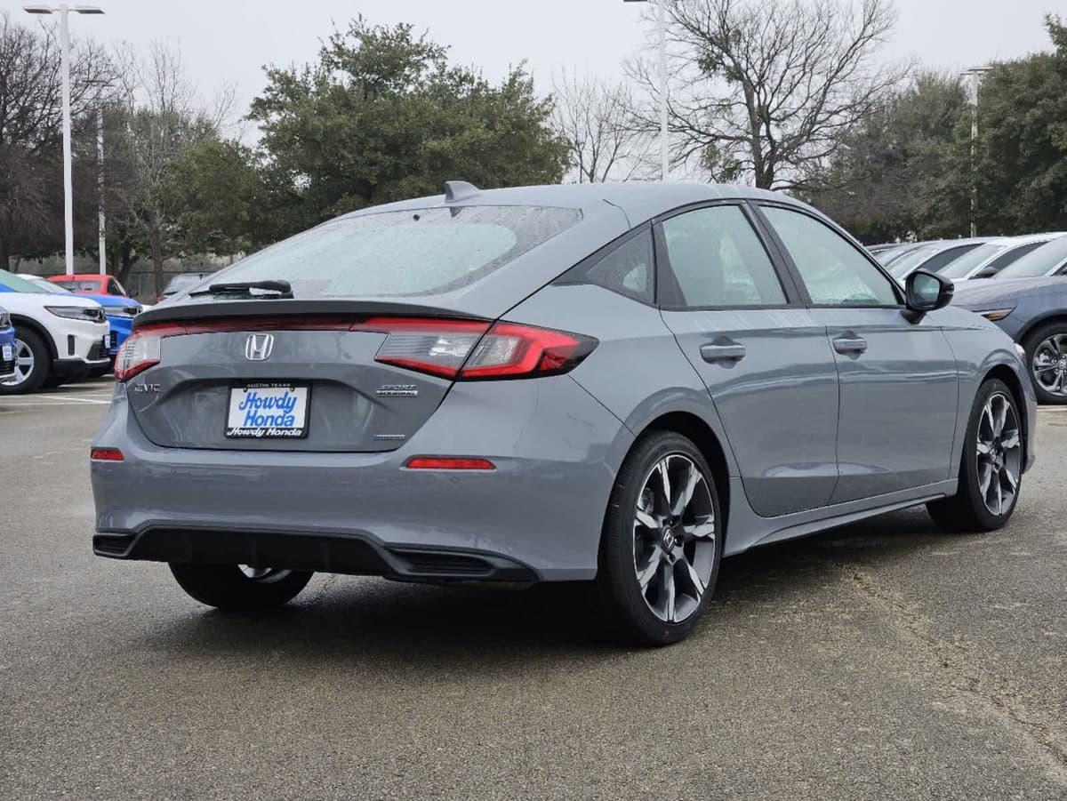 2026 Honda Civic Hybrid - Image 6