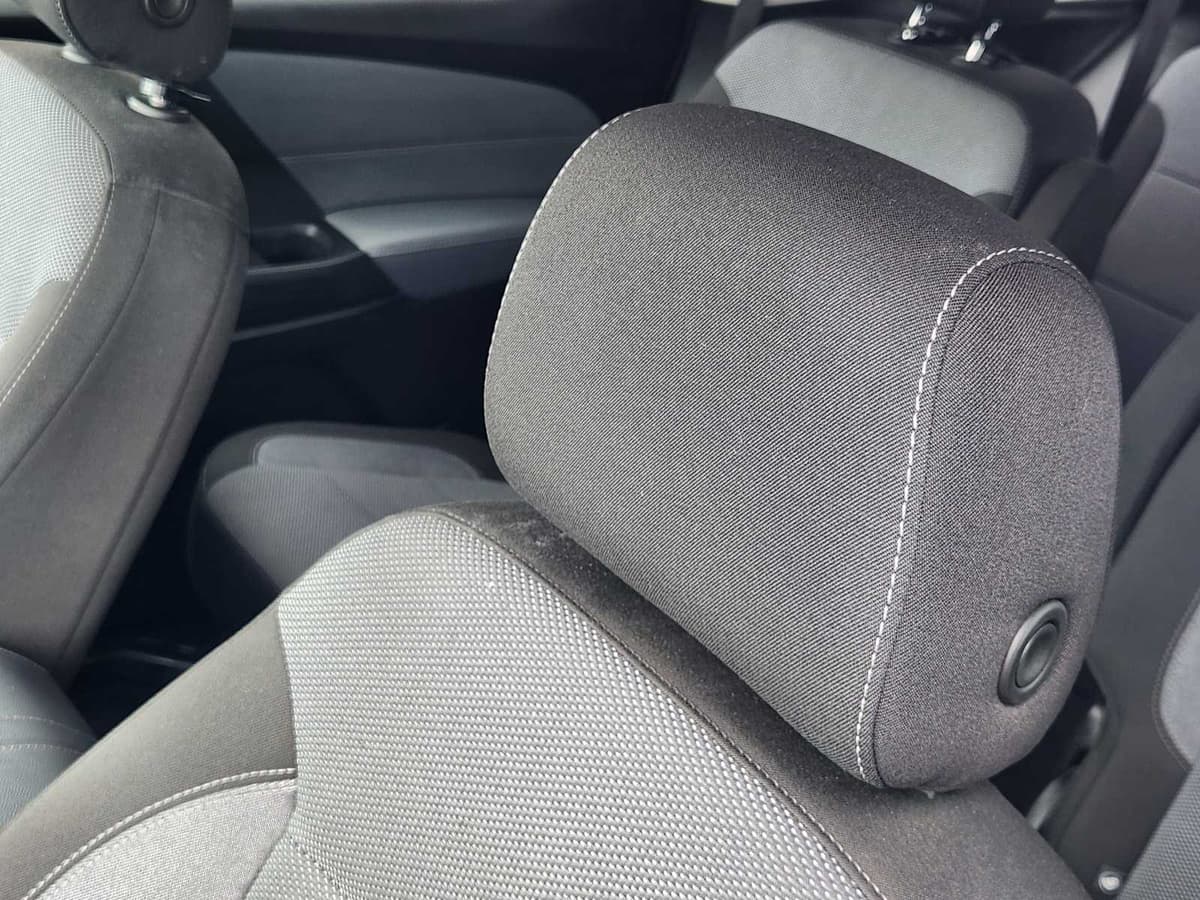 2021 Chevrolet Traverse - Image 15