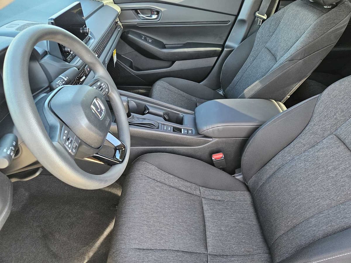 2025 Honda Accord - Image 12