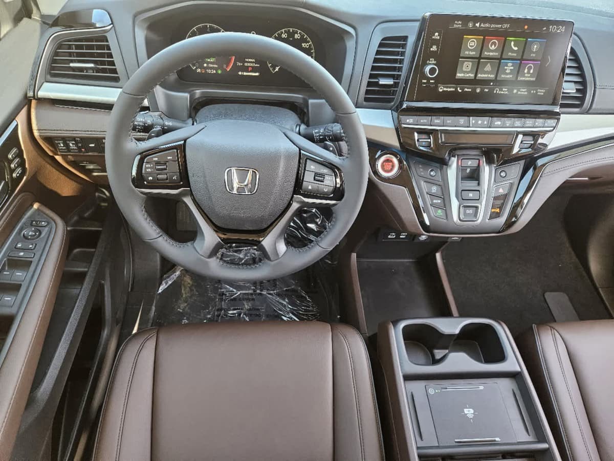 2026 Honda Odyssey - Image 20