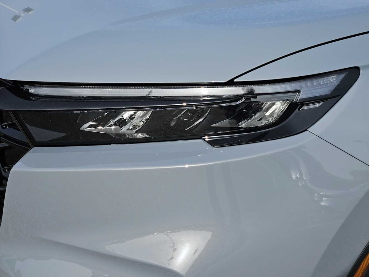 2026 Honda CR-V Hybrid - Image 7