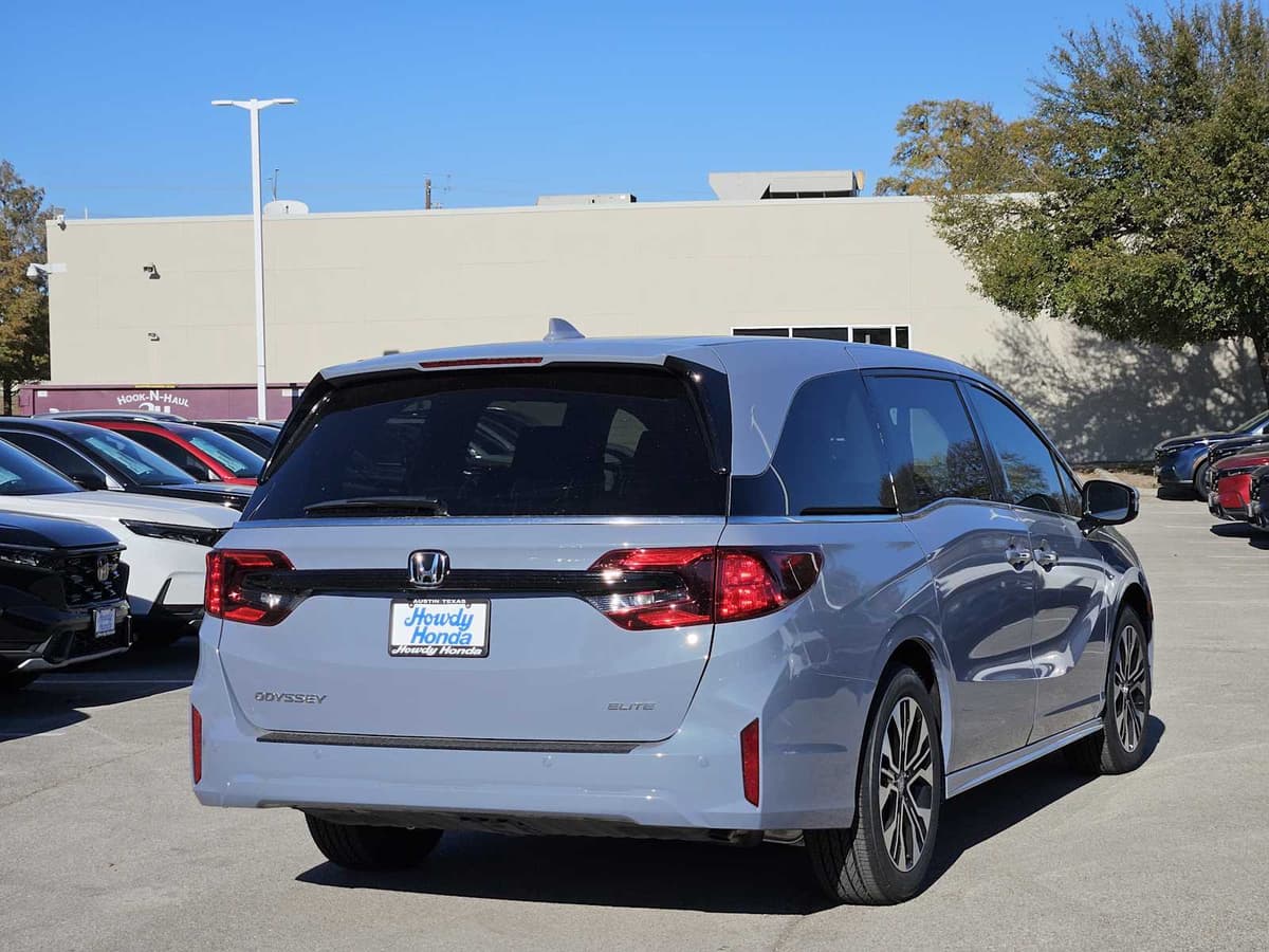 2026 Honda Odyssey - Image 5