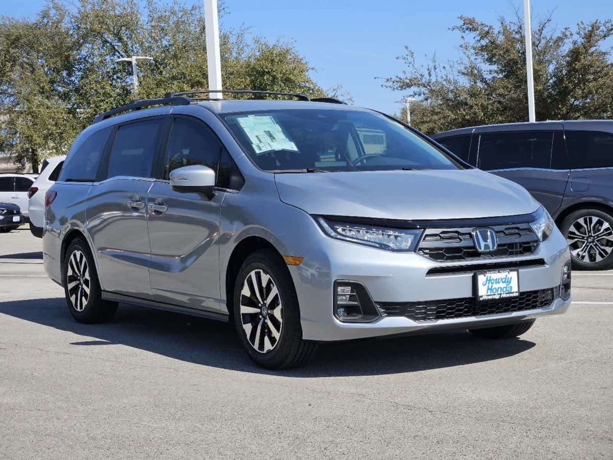 2026 Honda Odyssey - Image 3