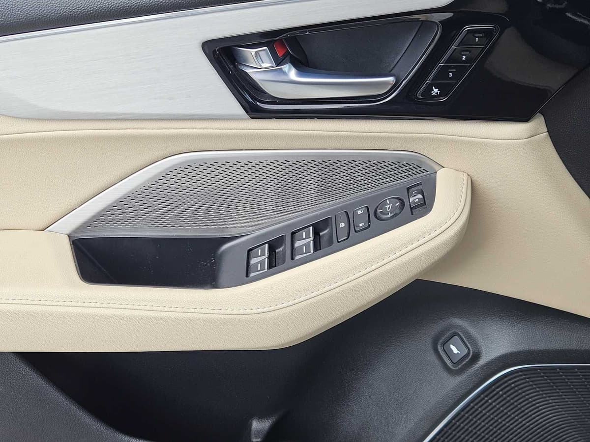 2024 Acura MDX - Image 22