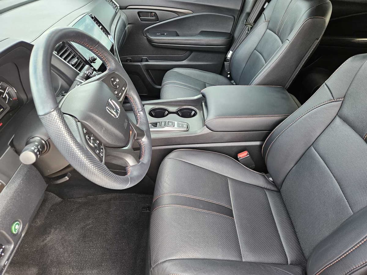2024 Honda Passport - Image 13