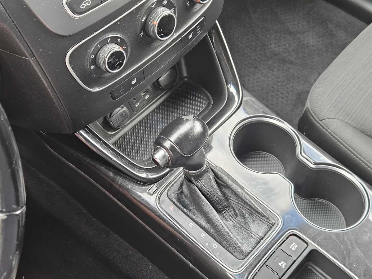 2015 Kia Sorento - Image 20