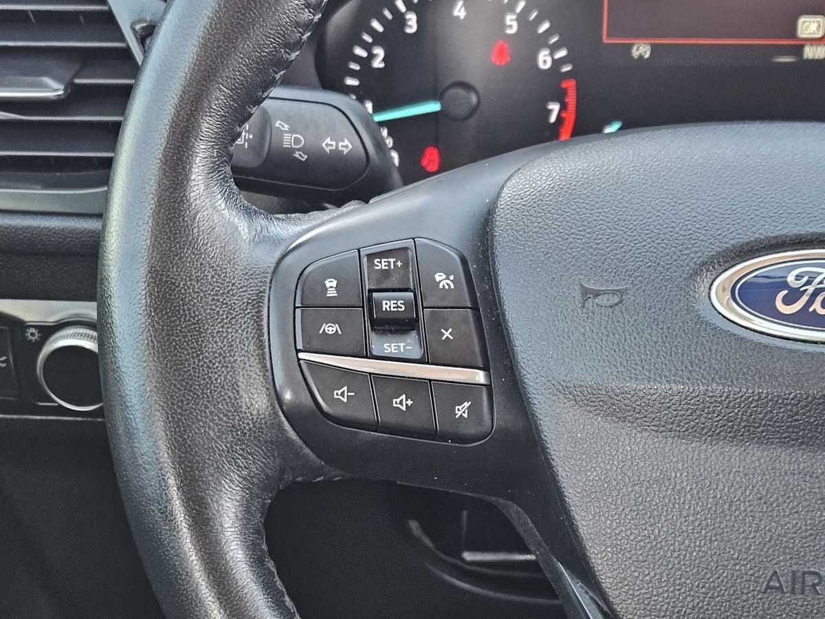 2021 Ford Escape - Image 27