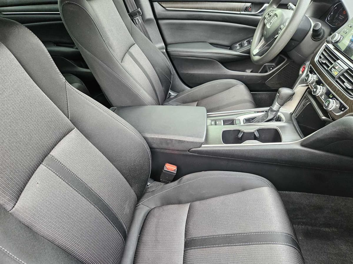 2020 Honda Accord Sedan - Image 12