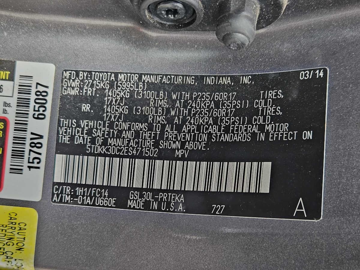 2014 Toyota Sienna - Image 32