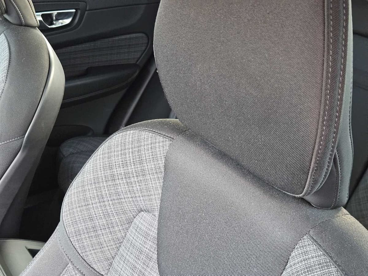 2023 Volvo XC60 - Image 15