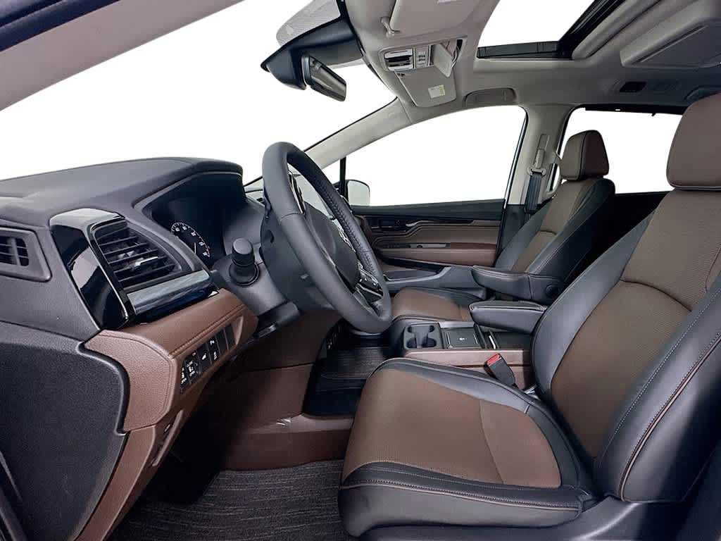 2026 Honda Odyssey - Image 11