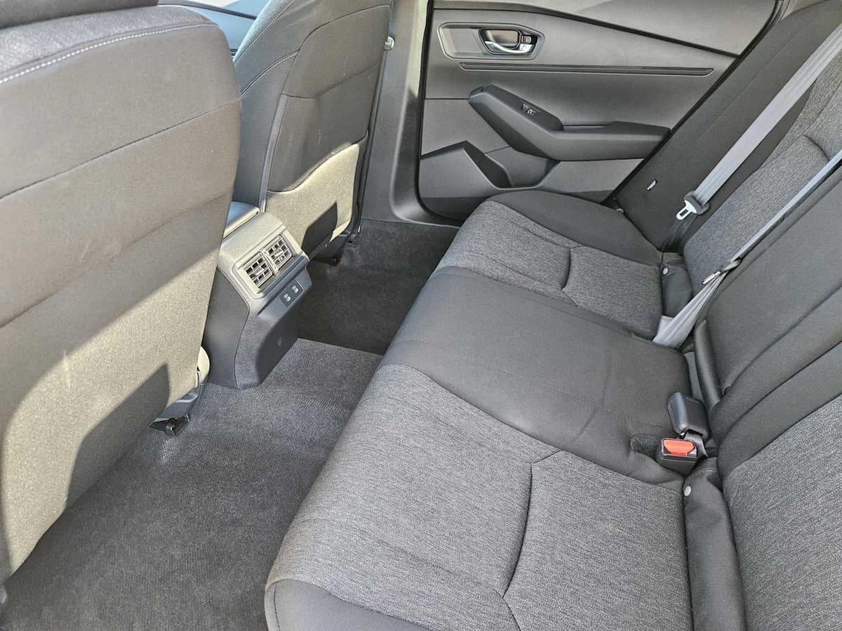 2025 Honda Accord - Image 28