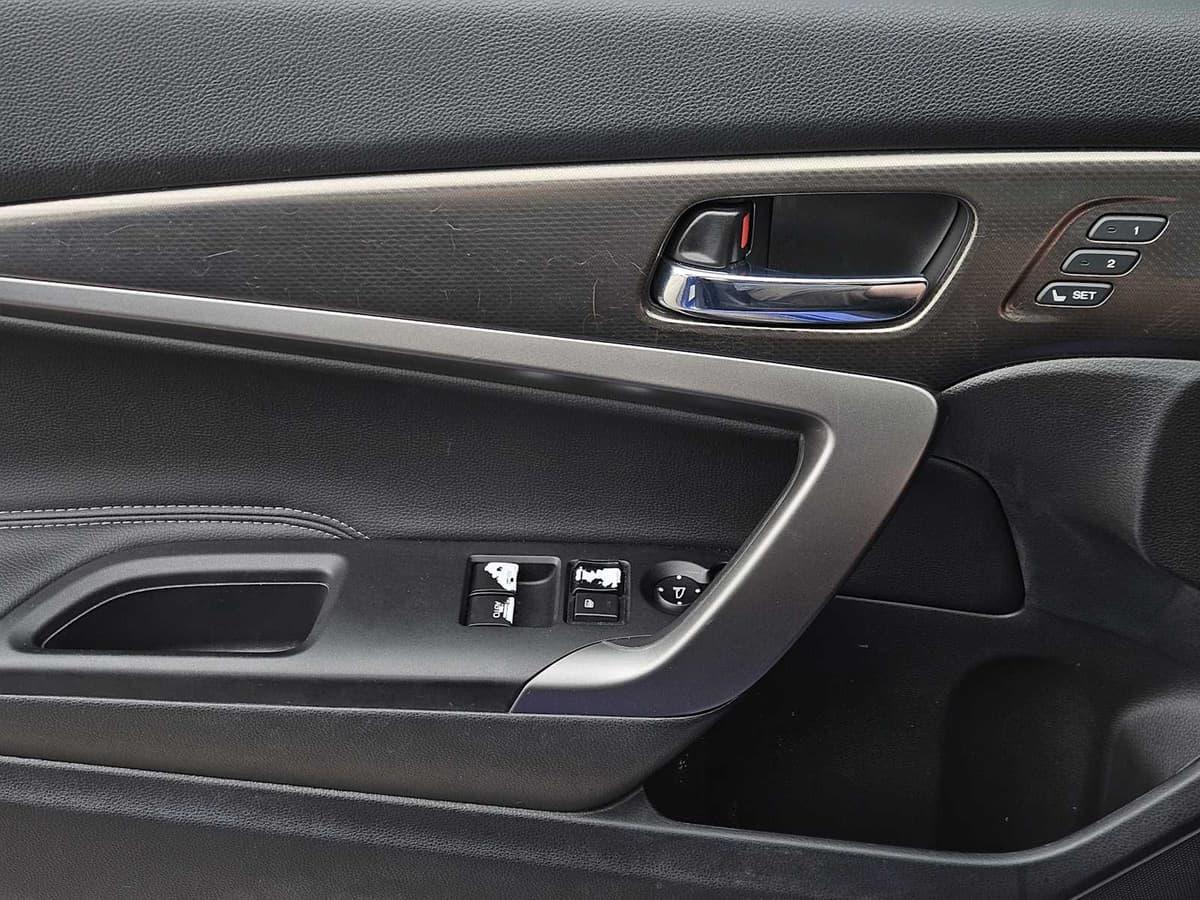 2016 Honda Accord Coupe - Image 22