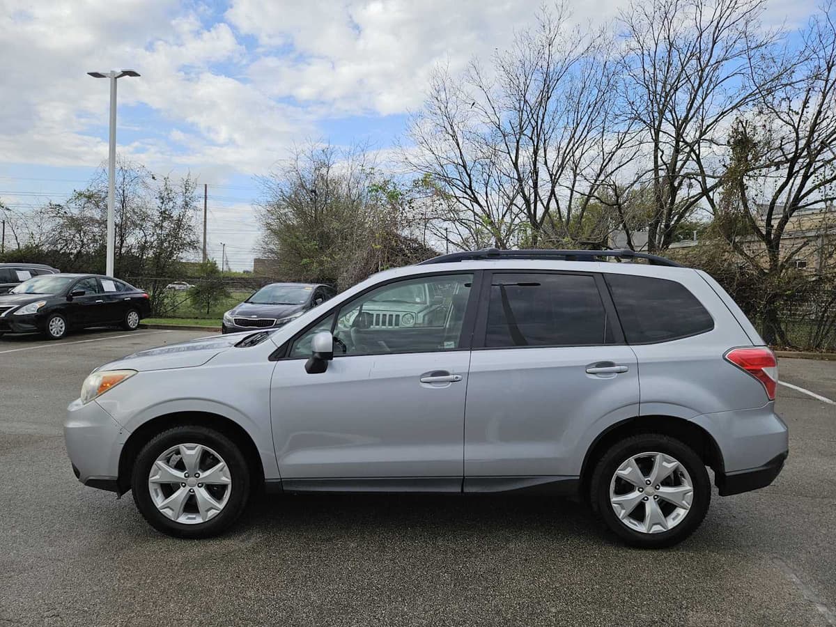 2014 Subaru Forester - Image 4