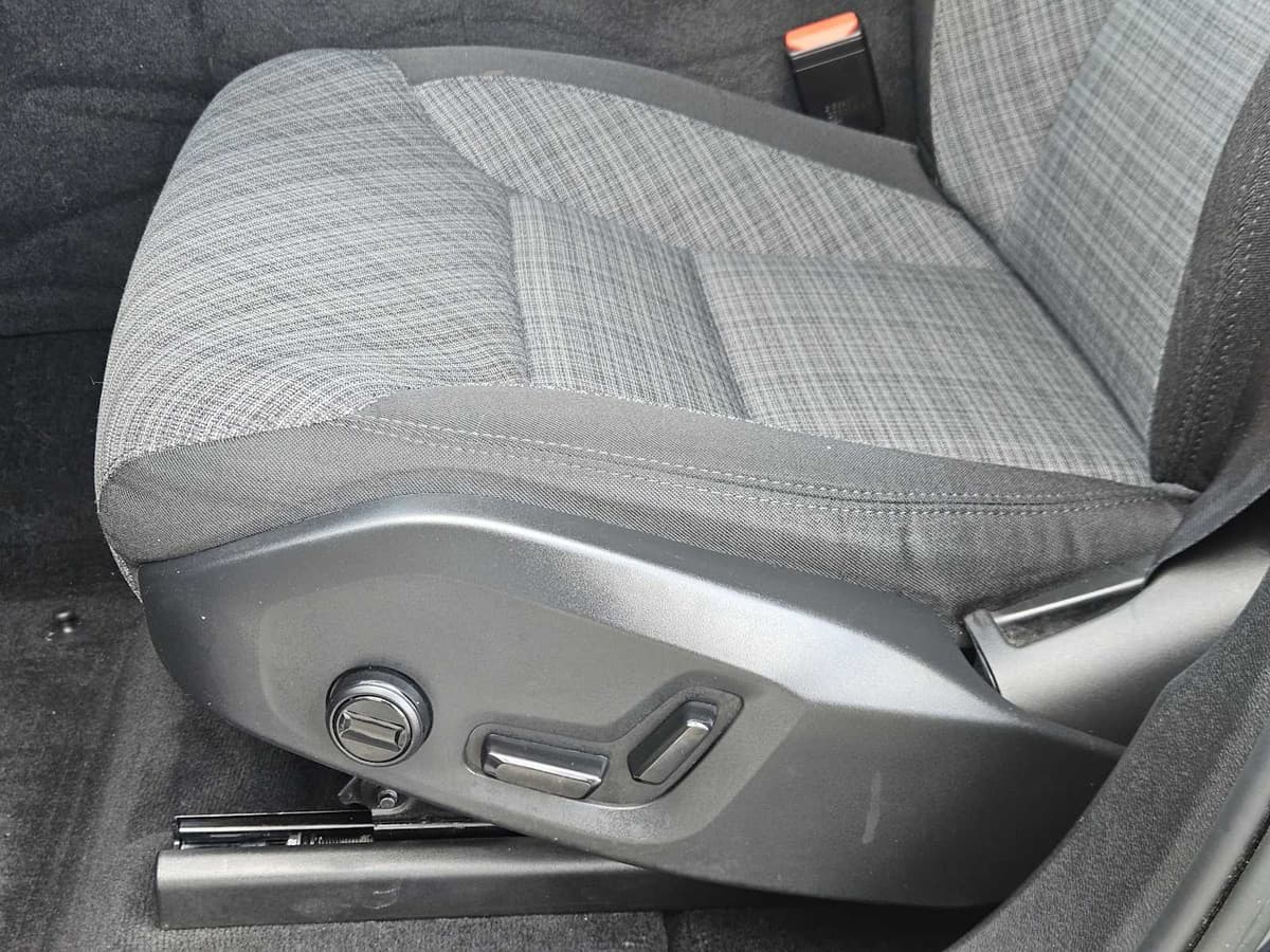 2023 Volvo XC60 - Image 23